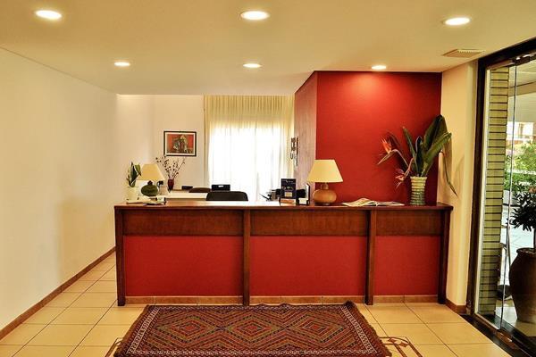 Hotel Rasula Alta Гравина ди Катания Екстериор снимка